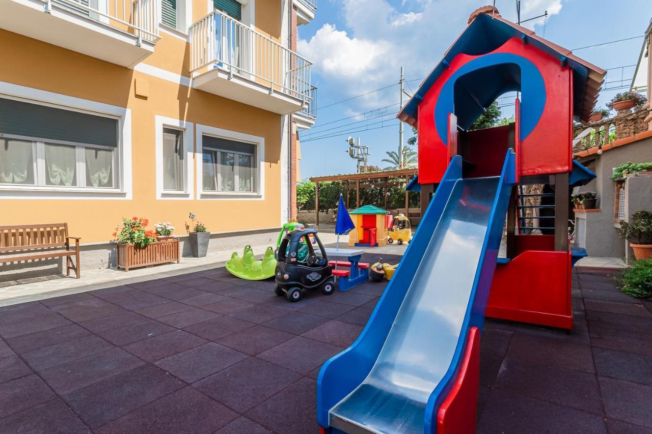 Residence Villa Alda Pietra Ligure Eksteriør billede