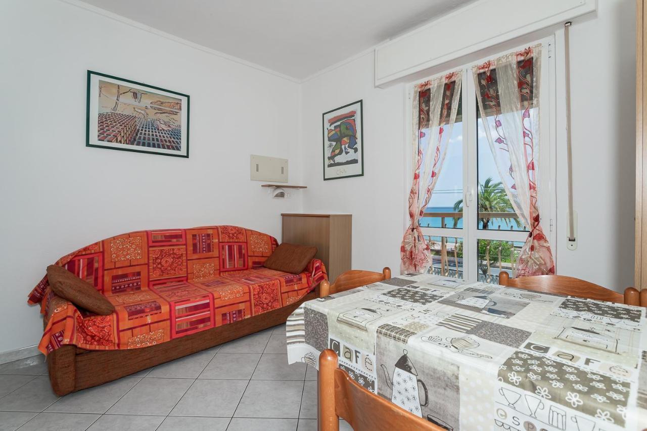 Residence Villa Alda Pietra Ligure Eksteriør billede