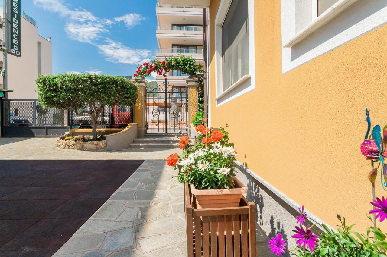 Residence Villa Alda Pietra Ligure Eksteriør billede