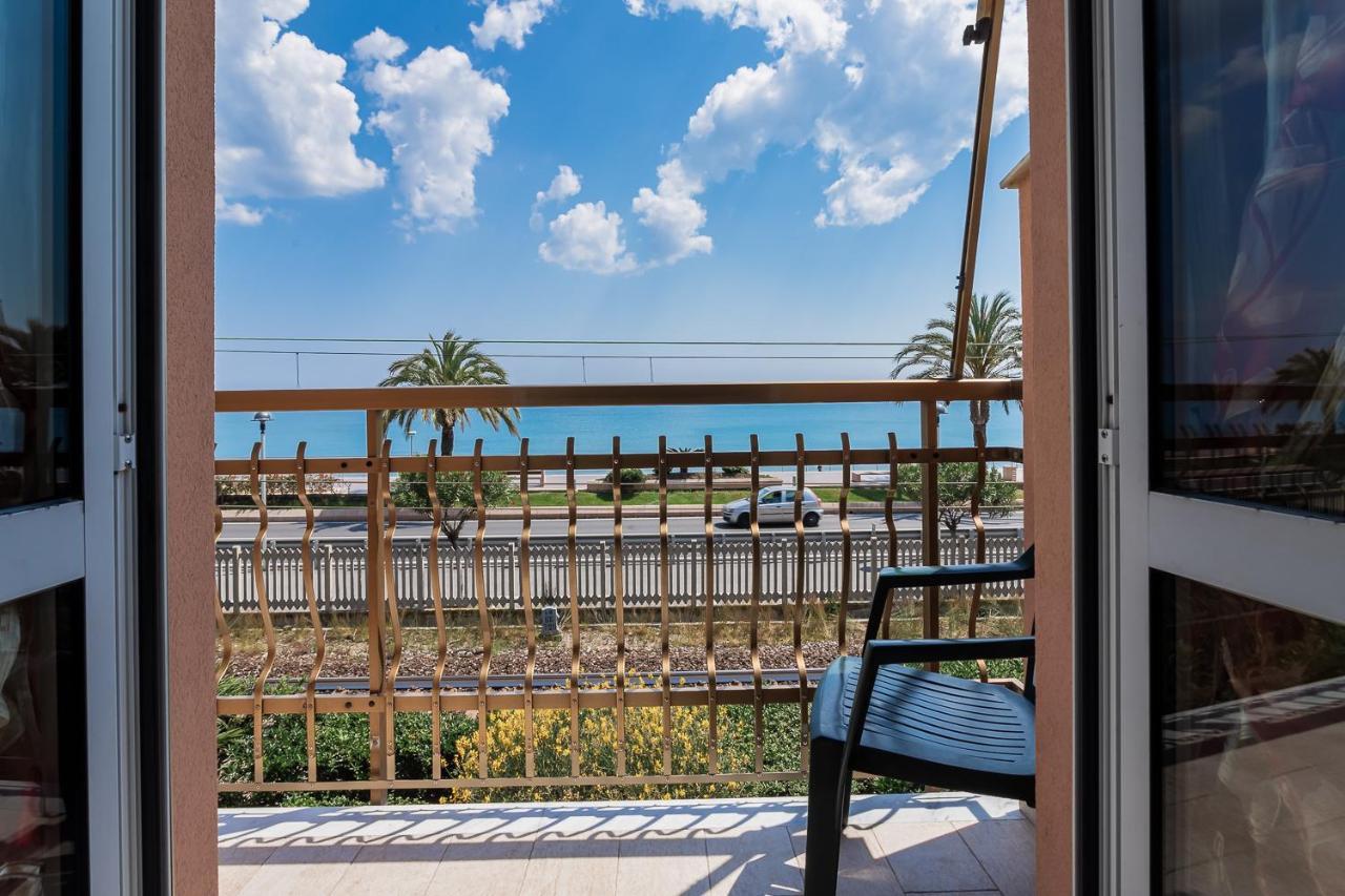 Residence Villa Alda Pietra Ligure Eksteriør billede