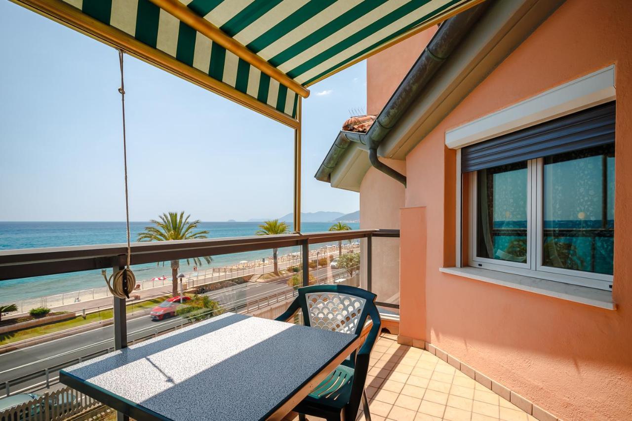 Residence Villa Alda Pietra Ligure Eksteriør billede